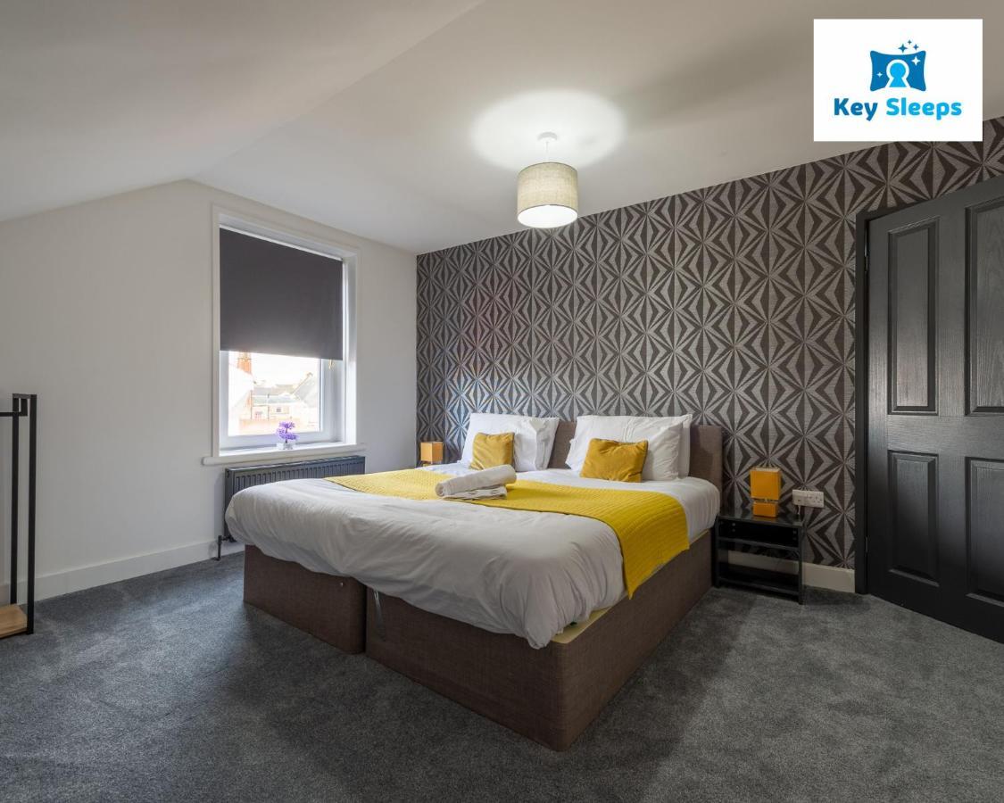 Five Bedroom Spacious Modern House By Keysleeps Short Lets Workington Lake District Beach Exterior photo